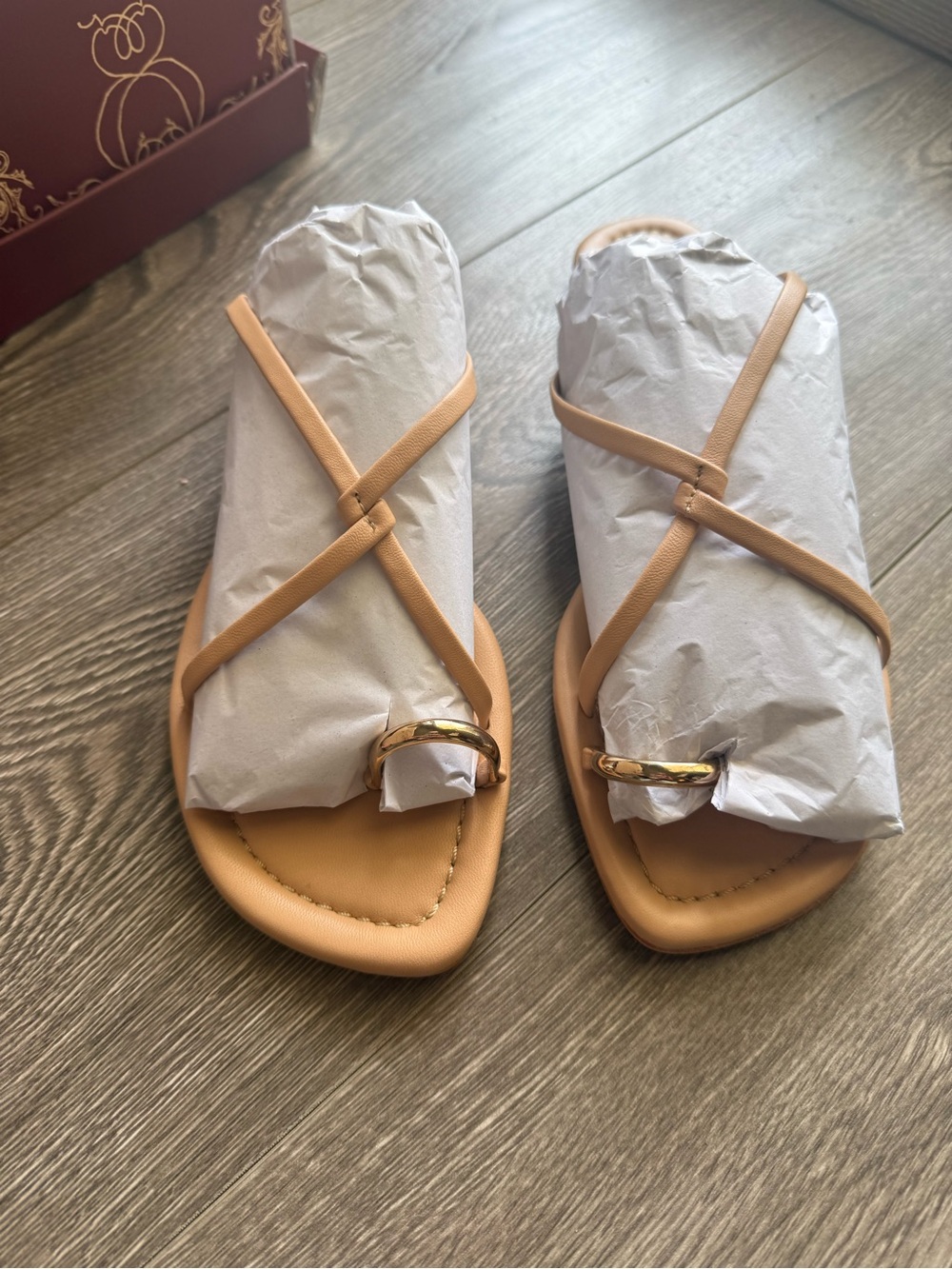NIB Jeffrey Campbell Pacifico Sandals Size 9